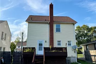 818 Saxon Ave, Akron, OH 44314 - Photo 12