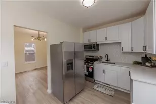 1558 Winchester Ave, Oakwood, OH 44107 - Photo 14