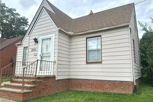 16721 Harvard Ave, Loveland, OH 44128 - Photo 2