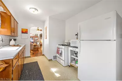 815 Iona Avenue, Akron, OH 44314 - Photo 16