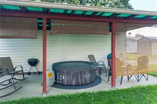 815 Iona Ave, Akron, OH 44314 - Photo 6