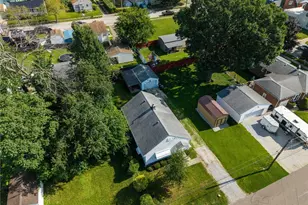 815 Iona Ave, Akron, OH 44314 - Photo 8