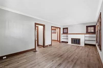 1539 Elbur Avenue, Oakwood, OH 44107 - Photo 8