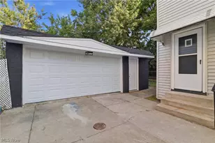 12701 Plover St, Oakwood, OH 44107 - Photo 30