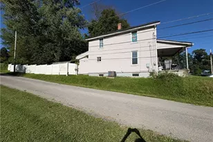 298 E Grant St, East Palestine, OH 44413 - Photo 2