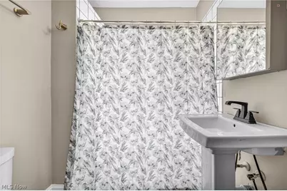 2036 W 99th Street, Loveland, OH 44102 - Photo 8
