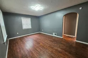 1368 Orlando Ave, Akron, OH 44320 - Photo 2
