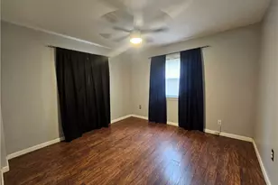 1368 Orlando Ave, Akron, OH 44320 - Photo 4