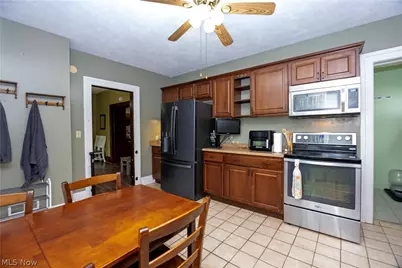 125 E Walnut Street, Ashland, OH 44805 - Photo 22
