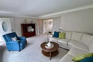 29508 Woodway Dr, Wickliffe, OH 44092 - Photo 8