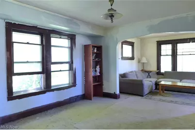 5363 Bartlett Road, Huber Heights, OH 44146 - Photo 6