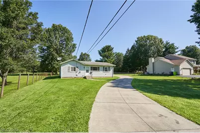 1121 Eastwood Avenue, Tallmadge, OH 44278 - Photo 2