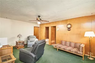 1121 Eastwood Ave, Tallmadge, OH 44278 - Photo 4