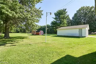 1121 Eastwood Ave, Tallmadge, OH 44278 - Photo 18