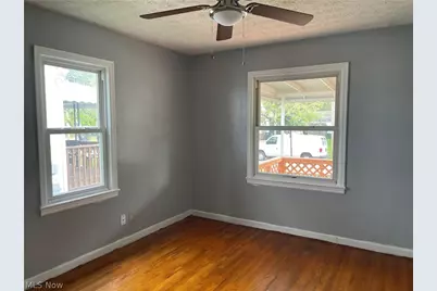 757 Davies Avenue, Akron, OH 44306 - Photo 8