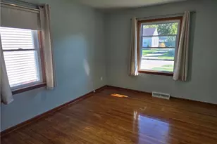 30217 Forestgrove Rd, Willowick, OH 44095 - Photo 8