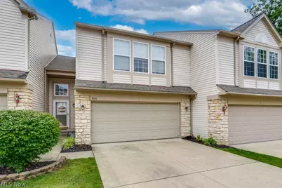 306 Bucknell Court, Grandview Heights, OH 44147 - Photo 1