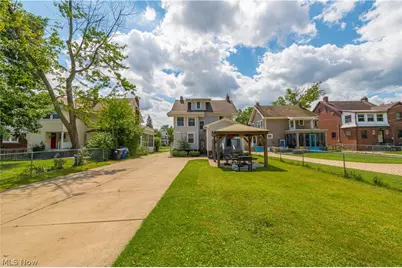 17400 Clifton Boulevard, Oakwood, OH 44107 - Photo 38