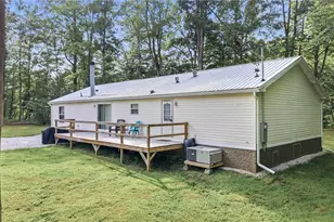 429 Hickory Grove Rd, Deerfield, OH 44411 - Photo 8