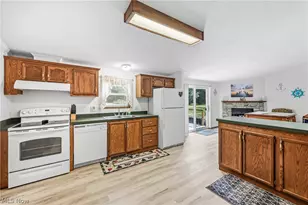 429 Hickory Grove Rd, Deerfield, OH 44411 - Photo 22