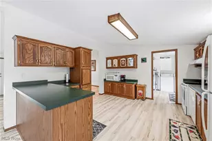 429 Hickory Grove Rd, Deerfield, OH 44411 - Photo 24