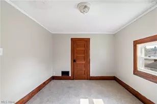 132 31st St SW, Barberton, OH 44203 - Photo 22