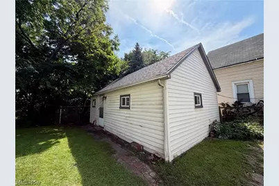 1015-1017 Auburn Avenue, Loveland, OH 44113 - Photo 20