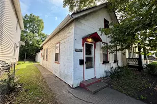 1015-1017 Auburn Ave, Loveland, OH 44113 - Photo 2