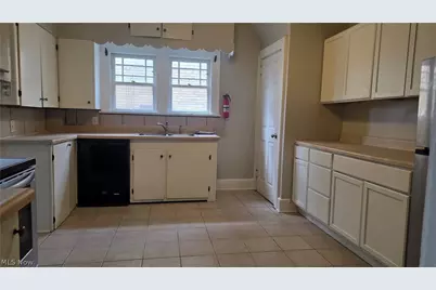 126 Manchester Avenue #A, Youngstown, OH 44509 - Photo 10