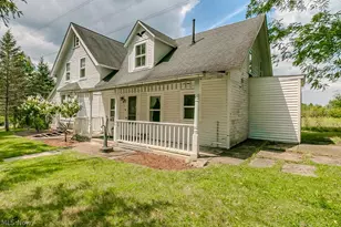 17397 Chagrin River Rd, Chagrin Falls, OH 44023 - Photo 2