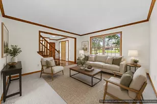 6962 Mapleridge Cir NW, Canton, OH 44718 - Photo 2