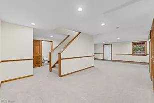 6962 Mapleridge Cir NW, Canton, OH 44718 - Photo 32