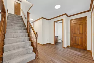 6962 Mapleridge Cir NW, Canton, OH 44718 - Photo 4