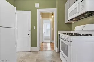 2095 Chesterland Ave, Oakwood, OH 44107 - Photo 26
