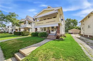 2095 Chesterland Ave, Oakwood, OH 44107 - Photo 4