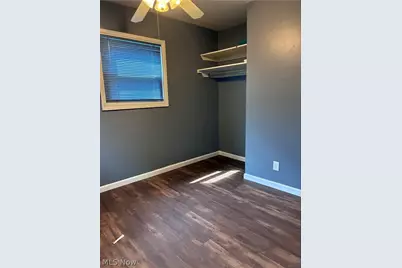 2300 Midway Avenue NE, Canton, OH 44705 - Photo 8