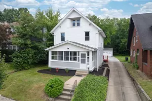 362 Palm Ave, Akron, OH 44301 - Photo 1