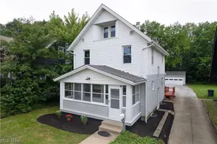 362 Palm Ave, Akron, OH 44301 - Photo 2