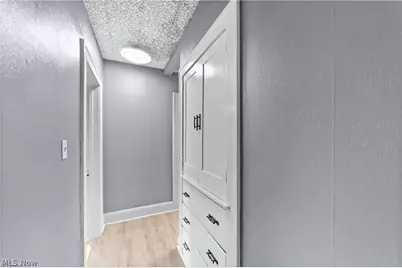 14724 Clifton Boulevard, Oakwood, OH 44107 - Photo 12