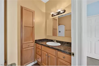 5645 Clingan Road #24 C, Struthers, OH 44471 - Photo 32