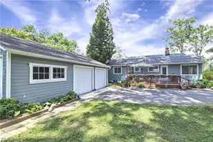 33081 Lake Rd, Avon Lake, OH 44012 - Photo 14