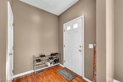 920 Alder Run Way, Akron, OH 44333 - Photo 2