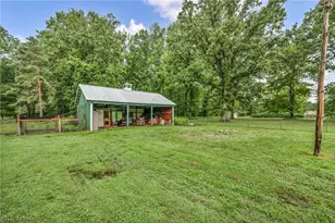 11690 Durkee Rd, Grafton, OH 44044 - Photo 32