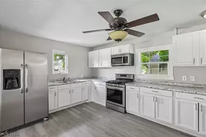 97 S Brown School Road, Vandalia, OH 45377 - Photo 2