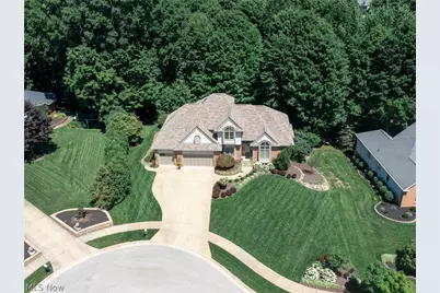 2039 Bent Creek Trail, Cuyahoga Falls, OH 44223 - Photo 42