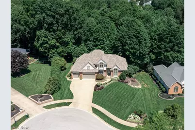 2039 Bent Creek Trail, Cuyahoga Falls, OH 44223 - Photo 44