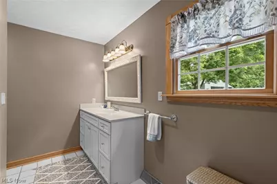 48211 Moore Road, East Liverpool, OH 43920 - Photo 26