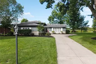 5058 Millwood Dr, Grandview Heights, OH 44147 - Photo 1