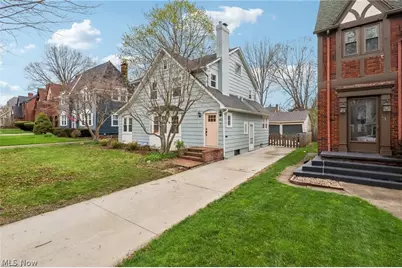 141 Melbourne Avenue, Akron, OH 44313 - Photo 2