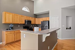 5052 Forestland Ct, Brunswick, OH 44212 - Photo 8